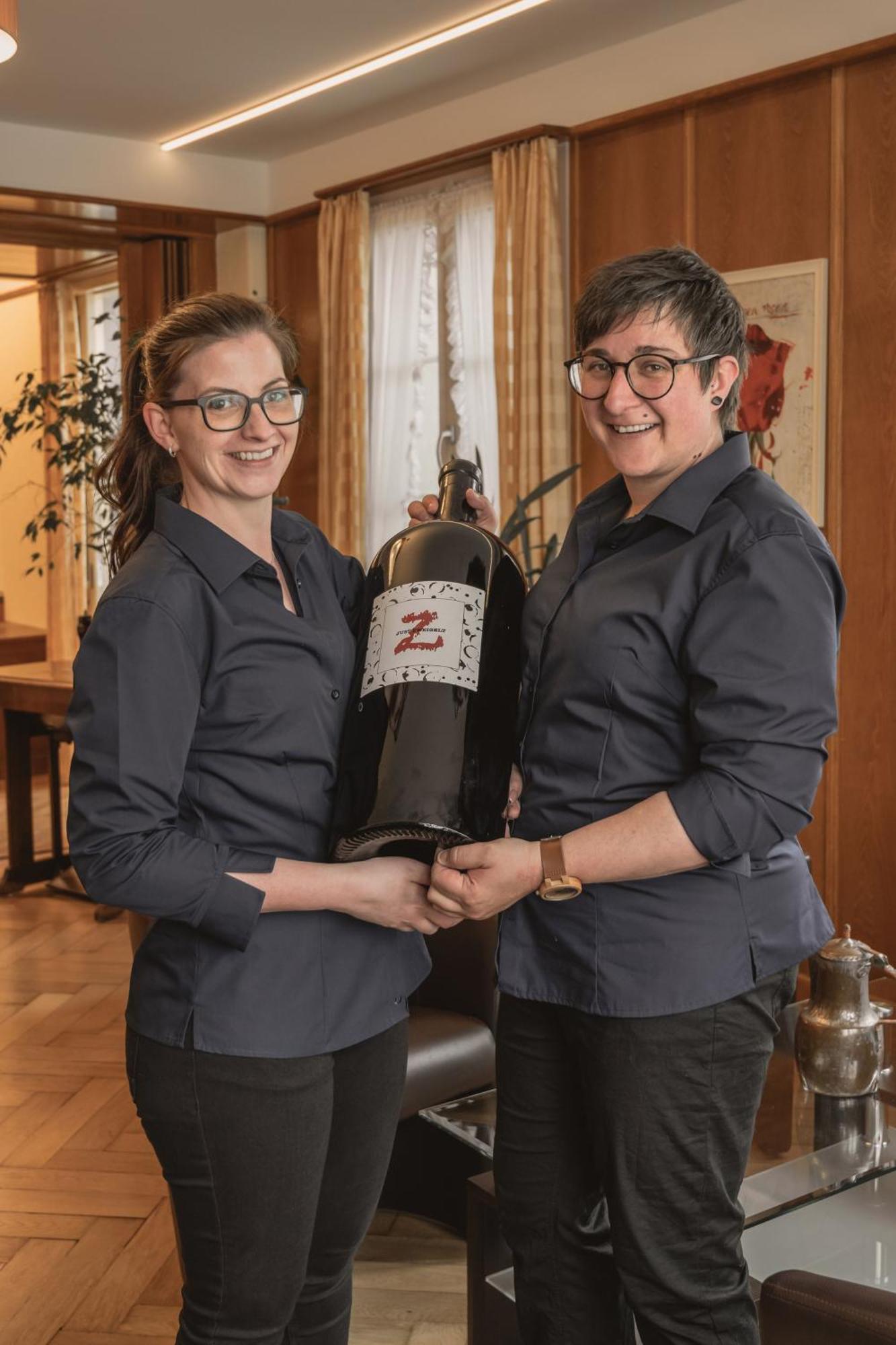Hotel Emmental Langnau Bagian luar foto